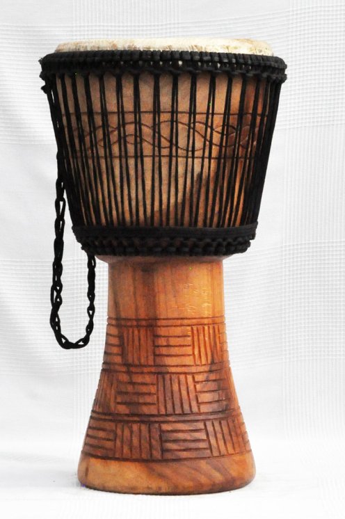 Günstige Djembe kaufen - Große billige Djembe Trommel aus Ghana
