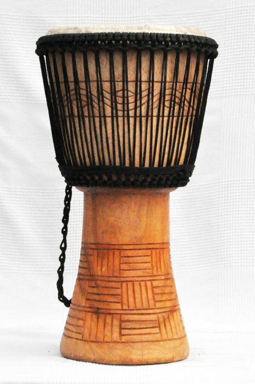 Günstige Djembe kaufen - Große billige Djembe Trommel aus Ghana