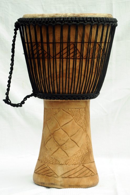 Günstige Djembe kaufen - Große billige Djembe Trommel aus Ghana
