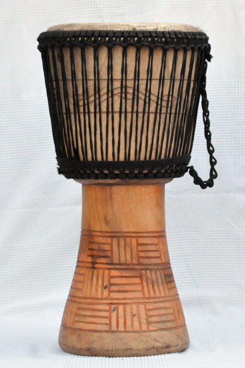 Günstige Djembe kaufen - Große billige Djembe Trommel aus Ghana