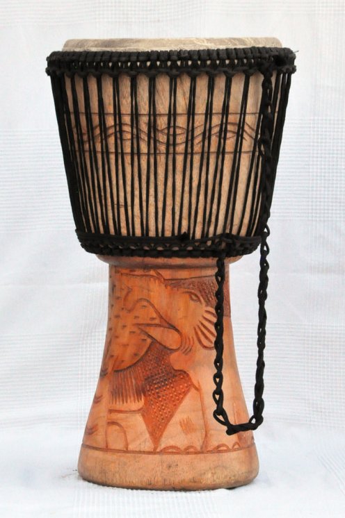 Günstige Djembe kaufen - Große billige Djembe Trommel aus Ghana