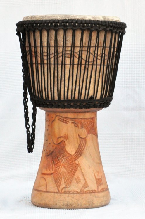 Günstige Djembe kaufen - Große billige Djembe Trommel aus Ghana