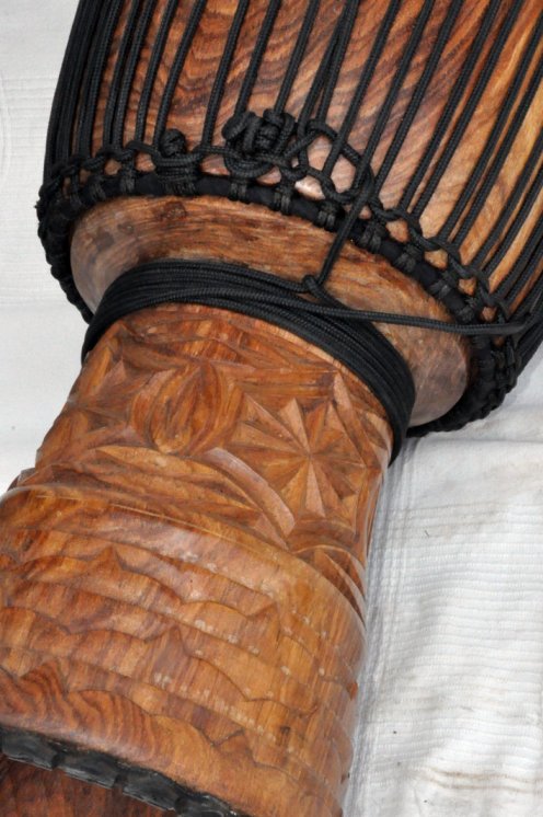 Große Djembe aus Guinea - Oberklasse Djembe Trommel