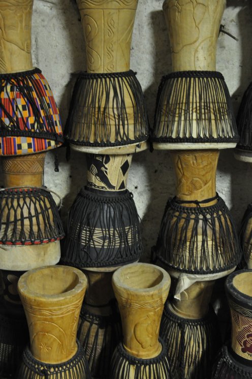 Günstige Djembe Großhandel - Solo billige Djembe Korpus aus Ghana