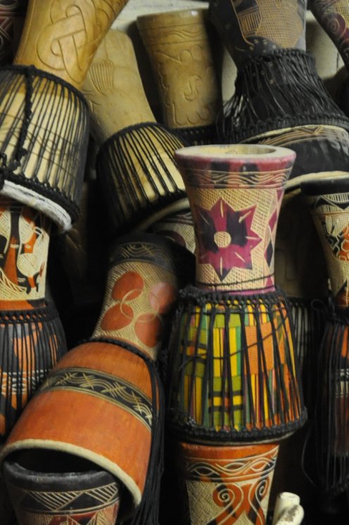 Günstige Djembe Großhandel - Solo billige Djembe Korpus aus Ghana