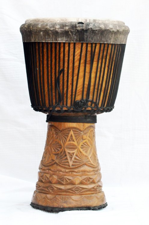 Große Djembe aus Guinea - Oberklasse Djembe Trommel