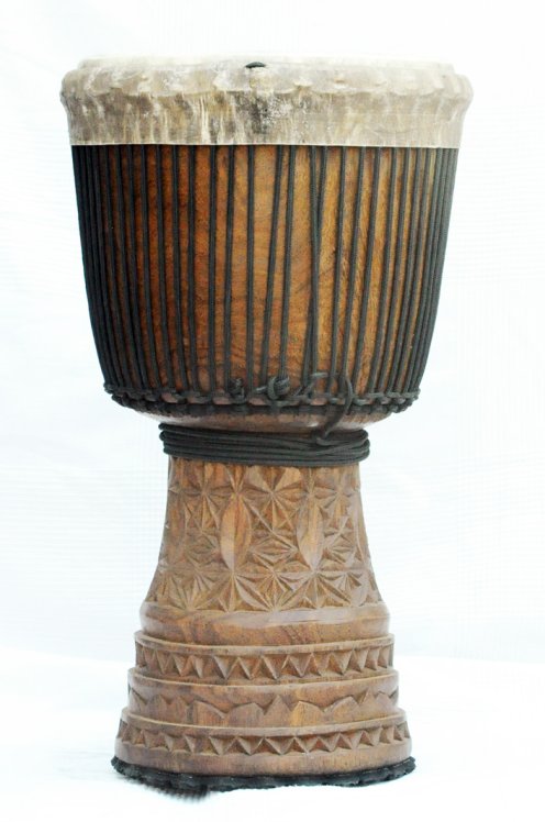 Große Djembe aus Guinea - Oberklasse Djembe Trommel