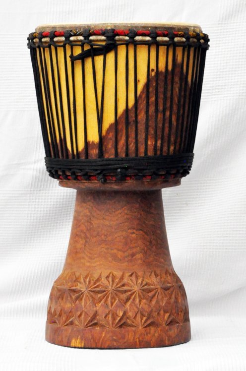 Djembe kaufen - Große Lenke Djembe trommel aus Rosenholz