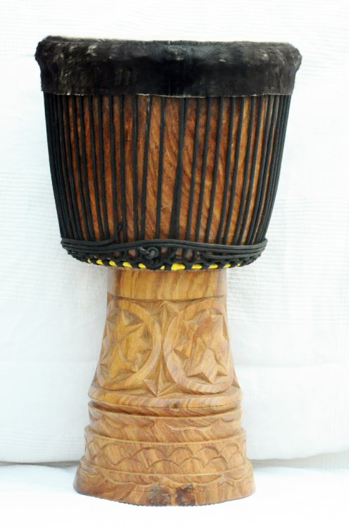 Große Djembe aus Guinea - Oberklasse Djembe Trommel