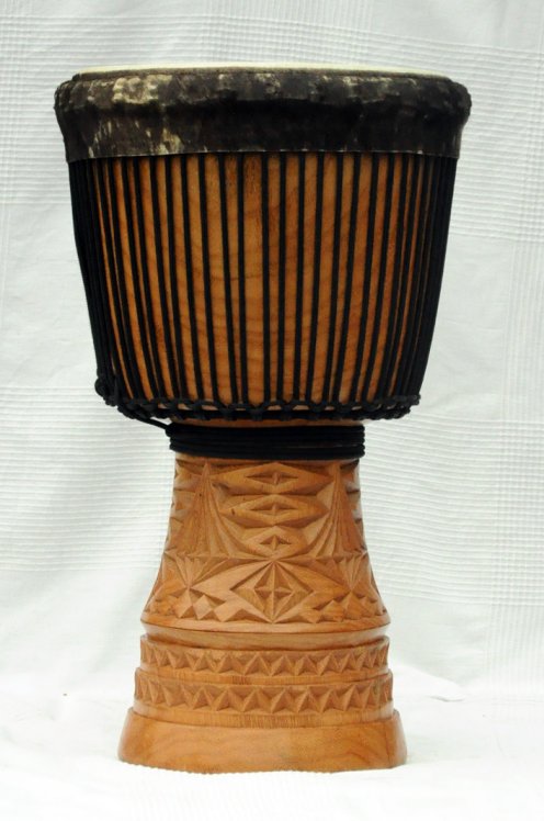 Große Djembe aus Guinea - Oberklasse Djembe Trommel