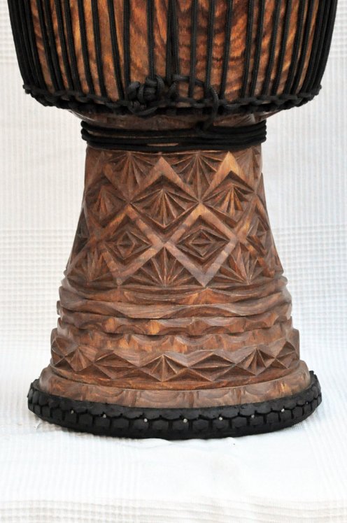 Große Djembe aus Guinea - Oberklasse Djembe Trommel