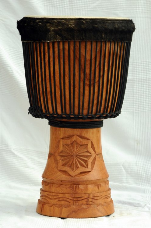 Große Djembe aus Guinea - Oberklasse Djembe Trommel