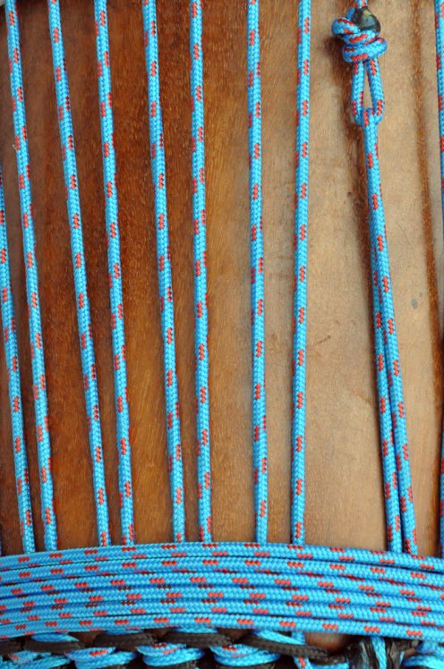 Ø5 mm blaues / rot vorgerecktes Tau für Djembe Trommel - Djembe Seil