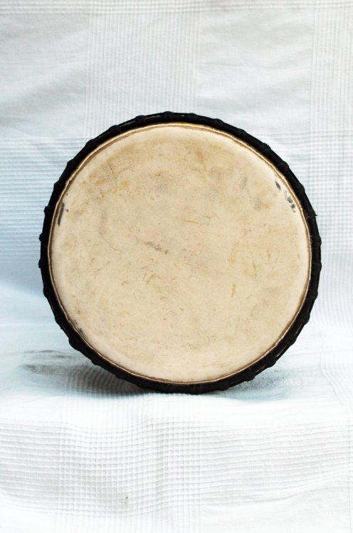 Djembe aus Guinea mit Kuhfell - Kalbfell, Rinderfell, Stierfell oberklasse Djembe Trommel