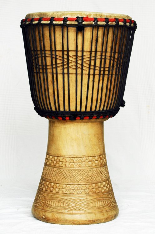 Günstige Djembe kaufen - Große billige Djembe Trommel aus Ghana