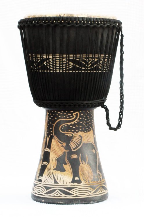 Günstige Djembe kaufen - Große billige Djembe Trommel aus Ghana