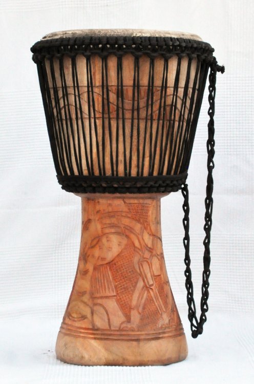 Günstige Djembe kaufen - Große billige Djembe Trommel aus Ghana