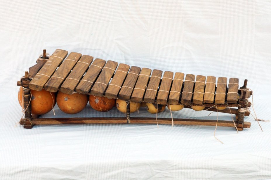 Balafon aus Burkina Faso kaufen - 16 Klangstäben pentatonisches Balafon