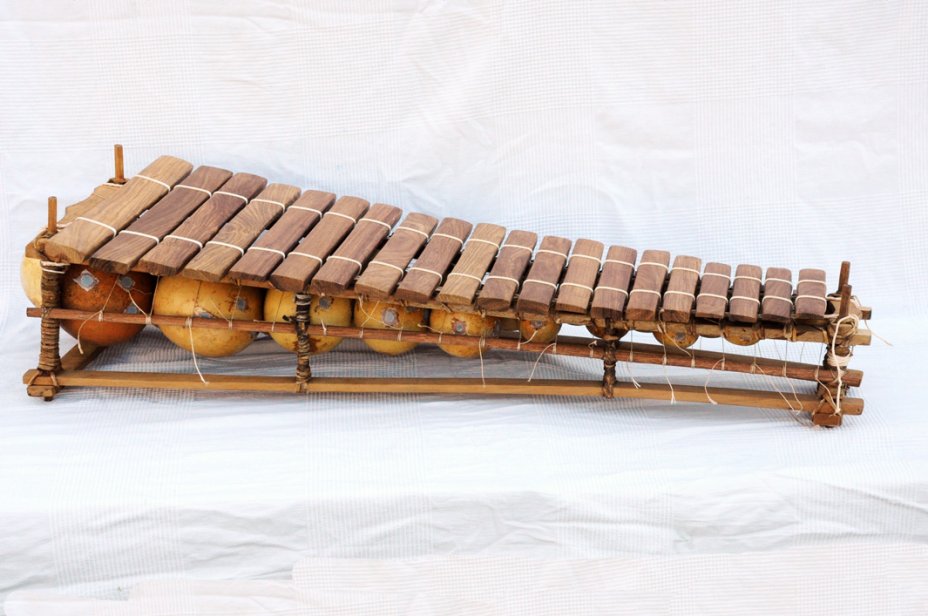 Balafon aus Burkina Faso kaufen - 20 Klangstäben pentatonisches Balafon