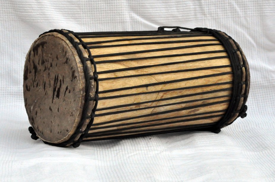 Melina traditionnelle Aufbau Kenkeni Dundun - Dundun Basstrommel aus Guinea