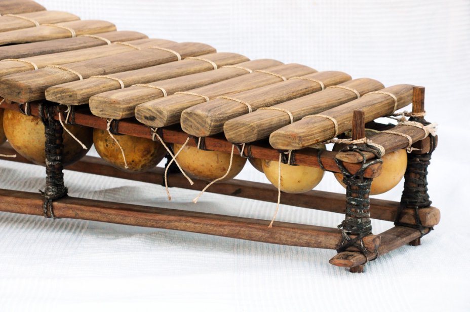 Balafon aus Burkina Faso kaufen - 12 Klangstäben pentatonisches Balafon