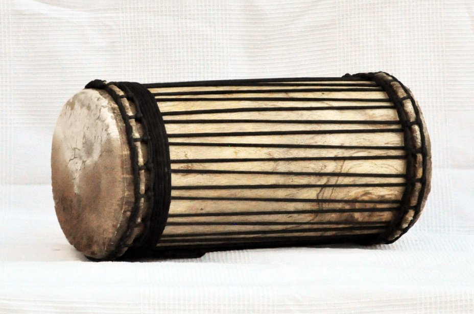 Melina traditionnelle Aufbau Kenkeni Dundun - Dundun Basstrommel aus Guinea