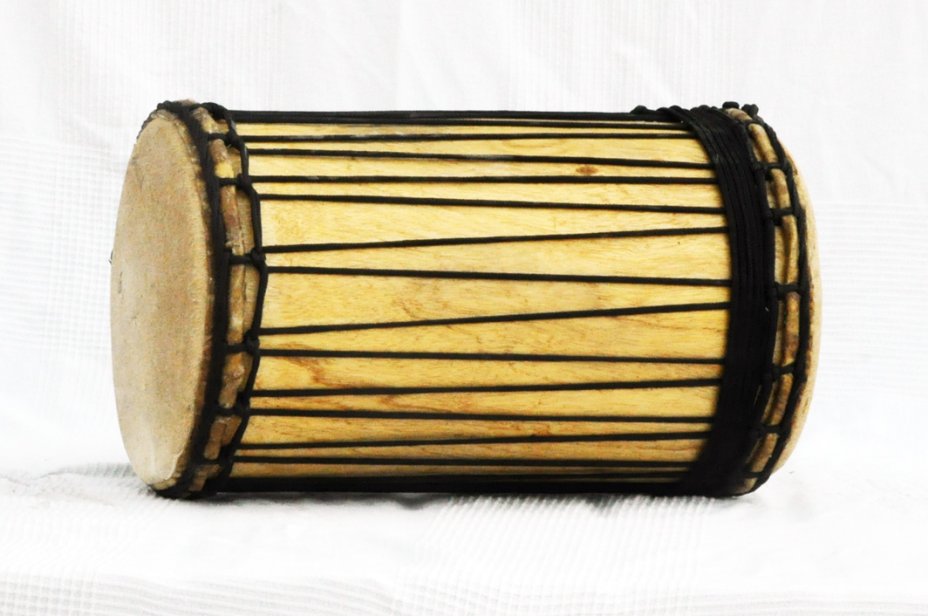 Melina traditionnelle Aufbau Kenkeni Dundun - Dundun Basstrommel aus Guinea