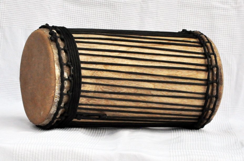 Melina traditionnelle Aufbau Kenkeni Dundun - Dundun Basstrommel aus Guinea