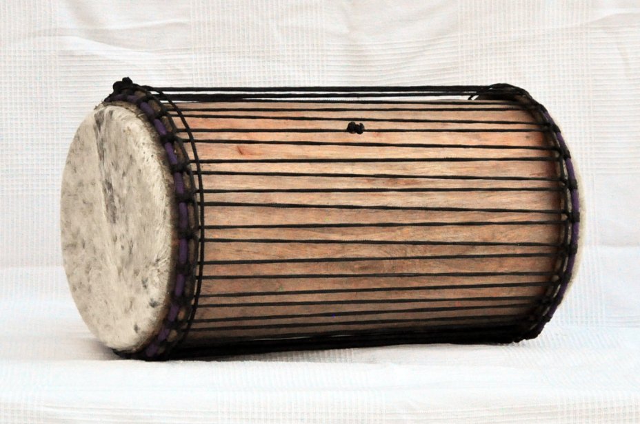 Dundun Basstrommel kaufen - Kenkeni Basstrommel aus Ghana
