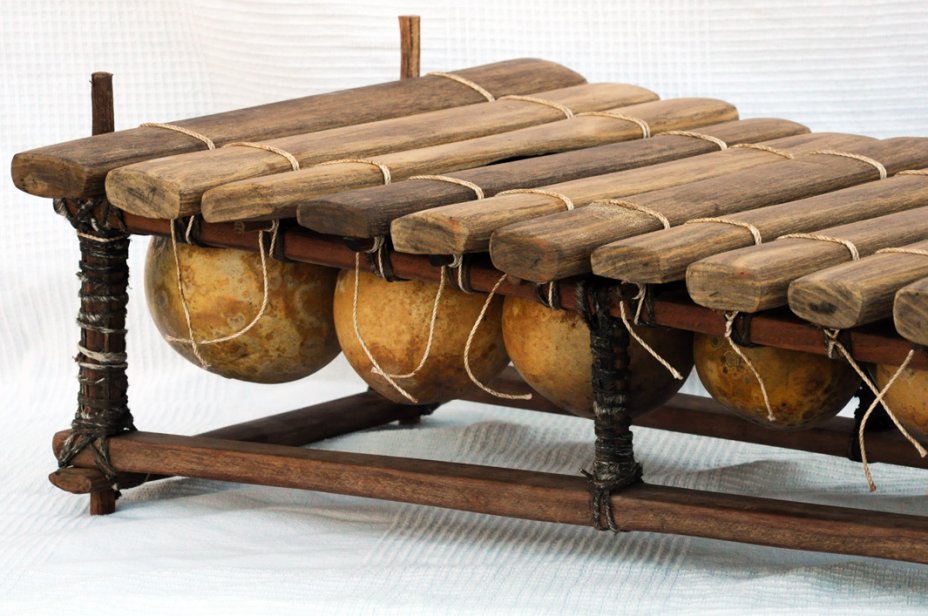 Balafon aus Burkina Faso kaufen - 12 Klangstäben pentatonisches Balafon