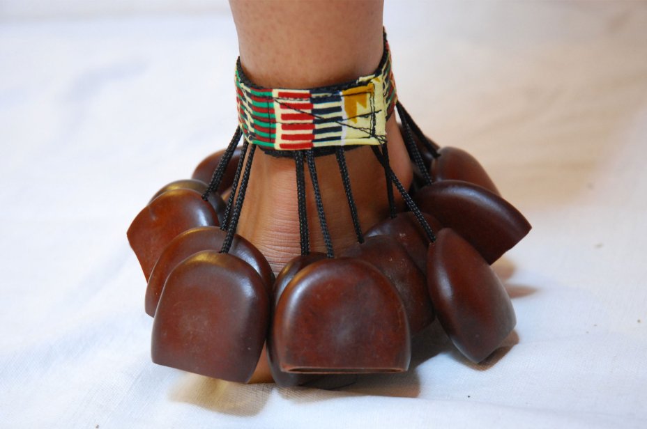Afrikanische Tanz Armband - Juju Tanz Fußkettchen aus Ghana