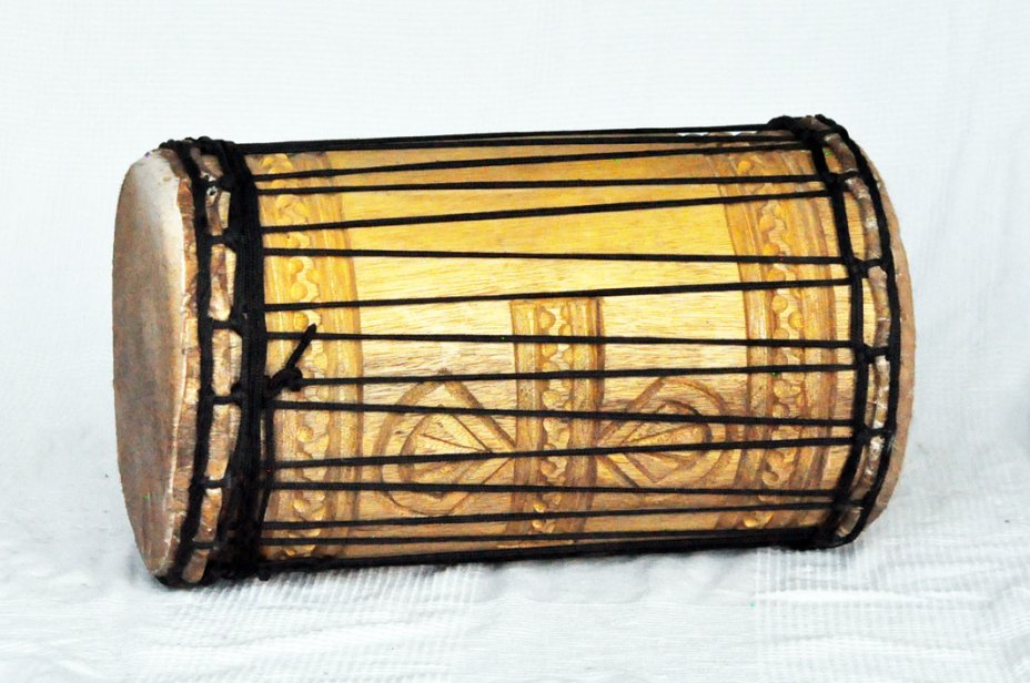 Melina traditionnelle Aufbau Kenkeni Dundun - Dundun Basstrommel aus Guinea
