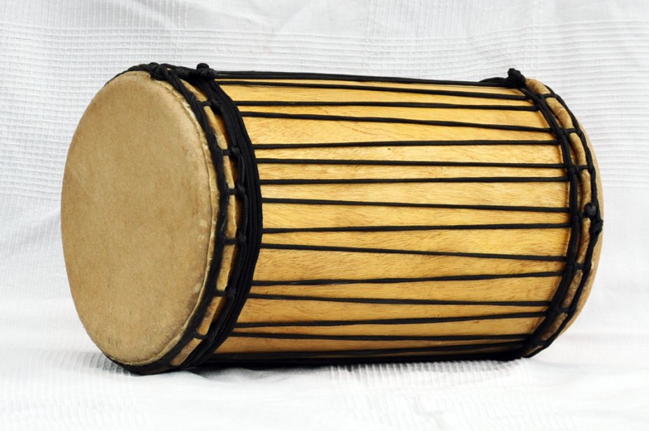 Melina traditionnelle Aufbau Kenkeni Dundun - Dundun Basstrommel aus Guinea