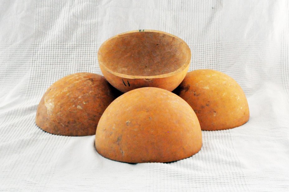 Ø19-20 cm Kalebasse Halbschale - Hemisphärischer Kürbis