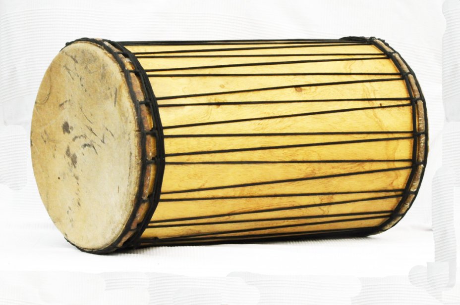 Melina traditionnelle Aufbau Dundunba Dundun - Dundun Basstrommel aus Guinea