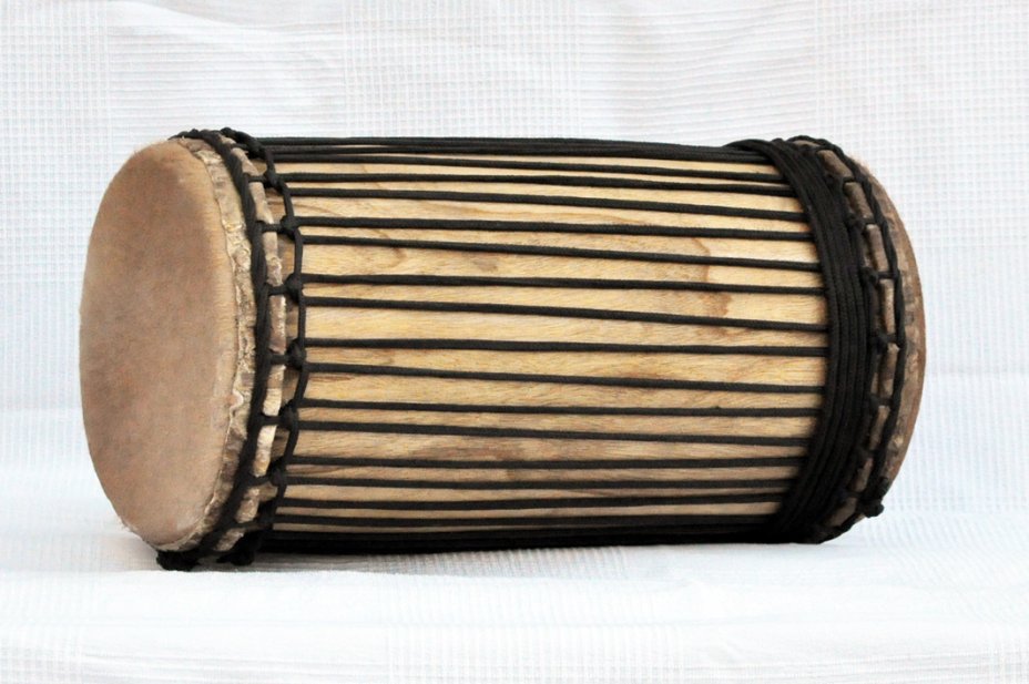 Melina traditionnelle Aufbau Kenkeni Dundun - Dundun Basstrommel aus Guinea