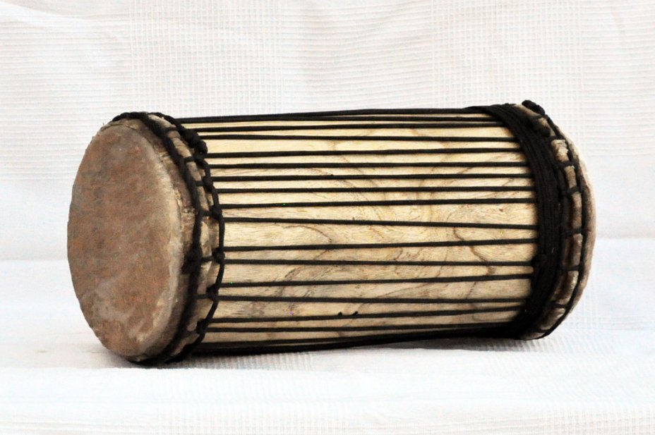Melina traditionnelle Aufbau Kenkeni Dundun - Dundun Basstrommel aus Guinea