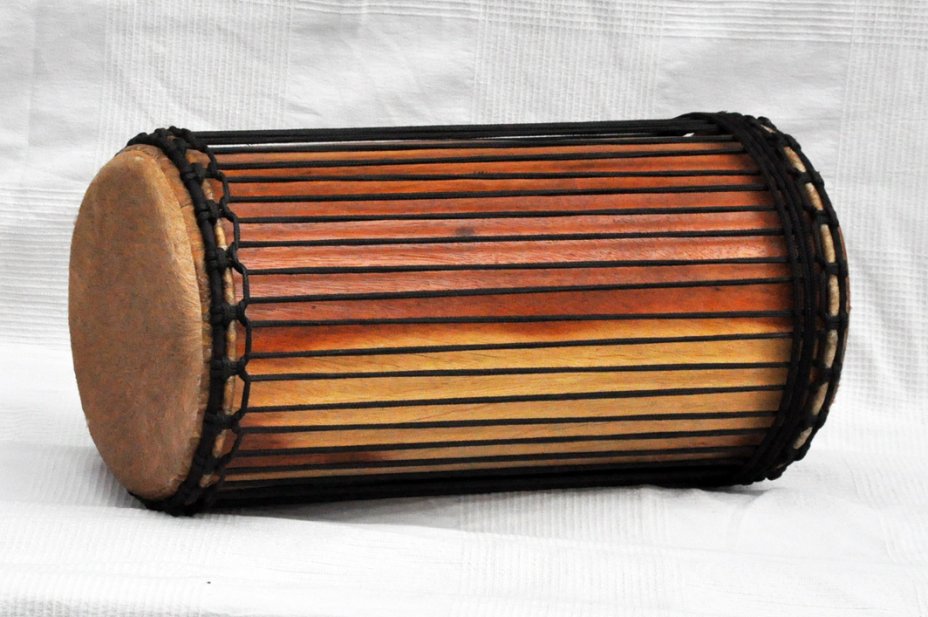 Lenke 4 Eisen Kenkeni Dundun - Dundun Basstrommel aus Guinea