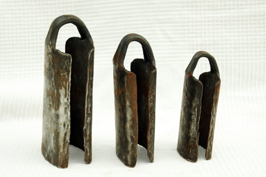 3er Basstrommel Glocken Set aus Guinea - Glocke für Basstrommel