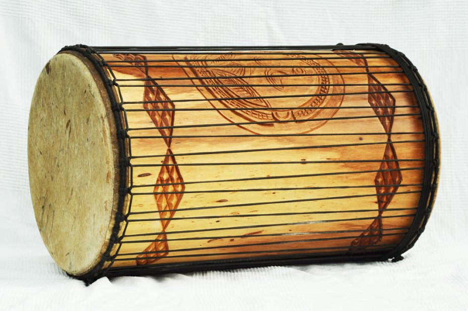 Lenke 4 Eisen Dundunba Dundun - Dundun Basstrommel aus Guinea