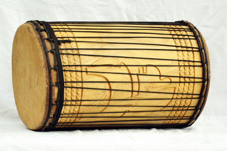 Melina traditionnelle Aufbau Dundunba Dundun - Dundun Basstrommel aus Guinea