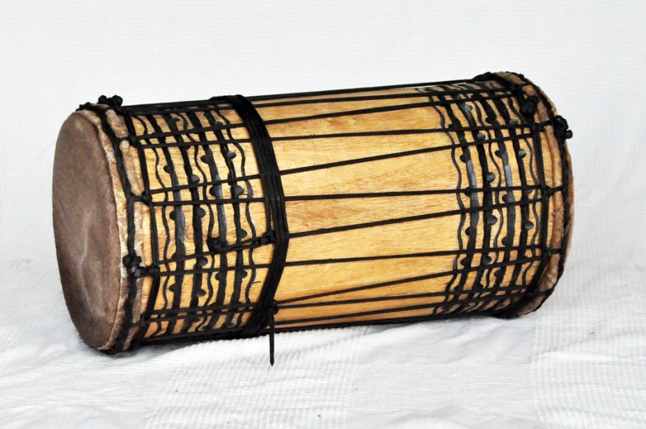 Melina traditionnelle Aufbau Kenkeni Dundun - Dundun Basstrommel aus Guinea