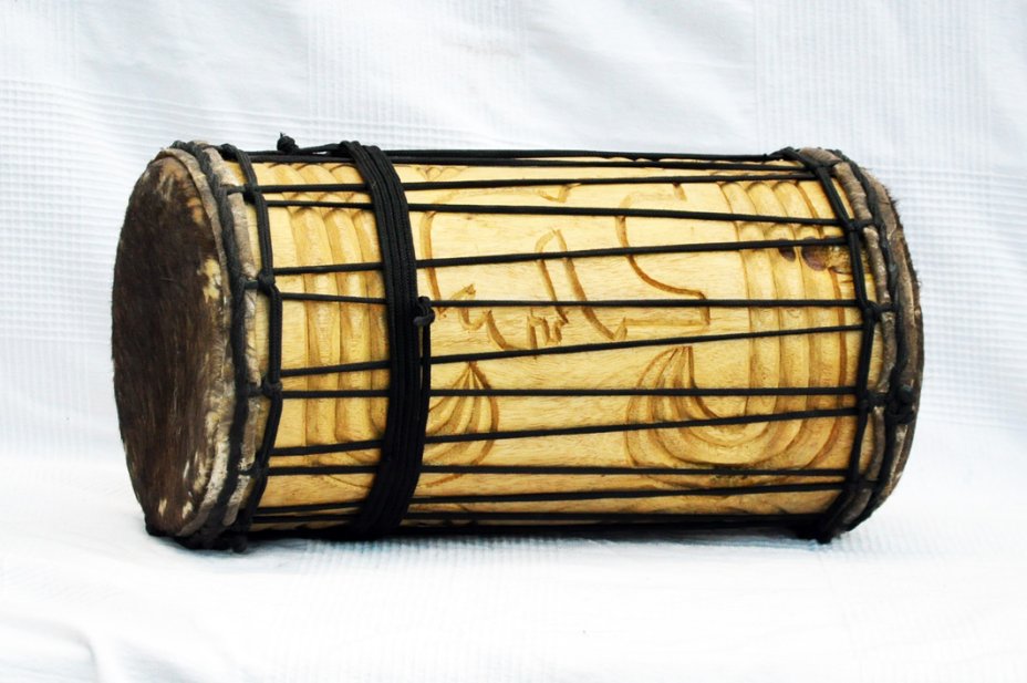 Melina traditionnelle Aufbau Kenkeni Dundun - Dundun Basstrommel aus Guinea