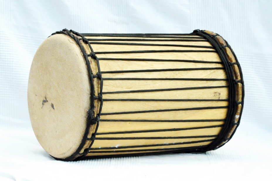 Melina traditionnelle Aufbau Kenkeni Dundun - Dundun Basstrommel aus Guinea
