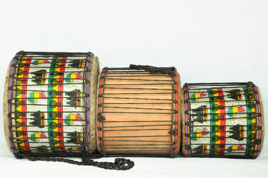 Basstrommelset kaufen - 3er kleine Basstrommel Set aus Ghana