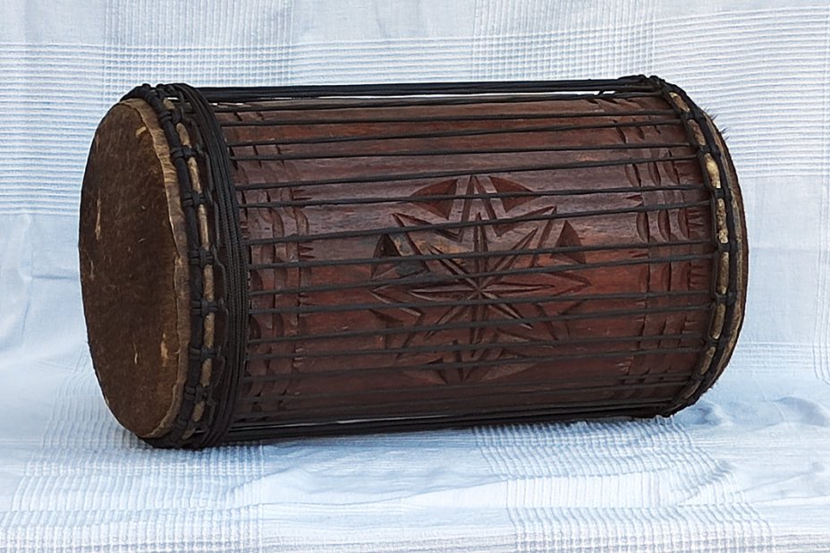 Rozenholz 4 Eisen Kenkeni Dundun - Dundun Basstrommel aus Guinea