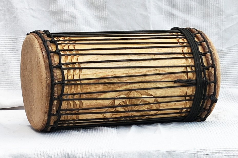 Melina traditionnelle Aufbau Kenkeni Dundun - Dundun Basstrommel aus Guinea