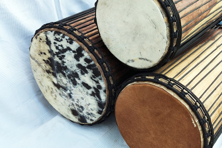Palisander (Gueni) Dunun Basstrommelset aus Mali