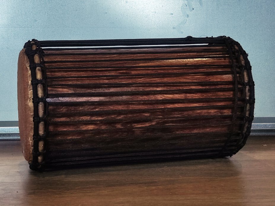 Dunun Basstrommeln - Kenkeni Dundun aus Guinea 4 Reifen Aufbau