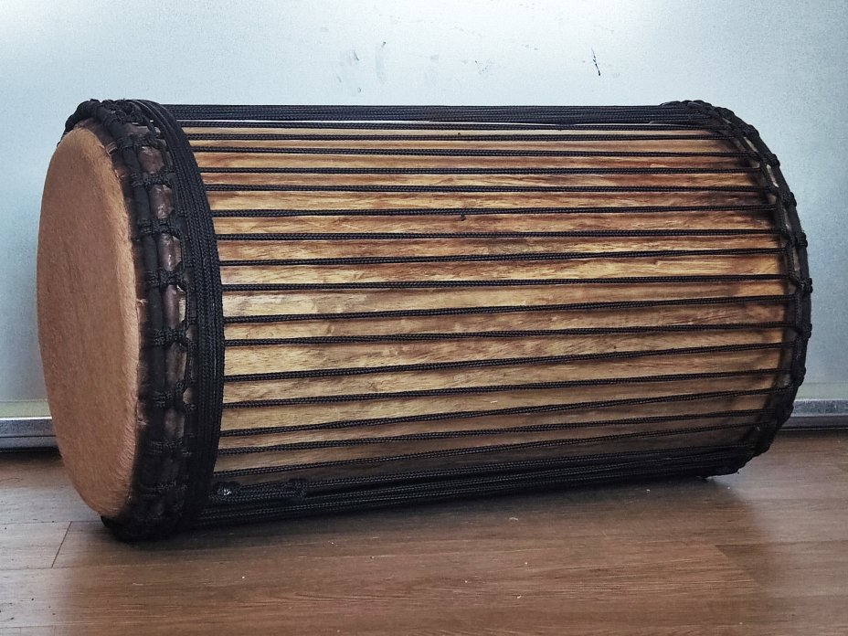 Dunun Basstrommeln - Sangban Dundun aus Guinea 4 Reifen Aufbau
